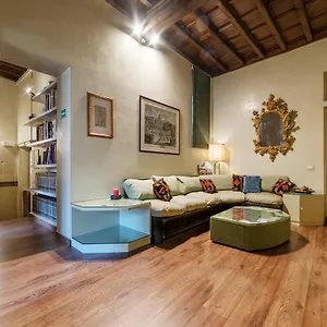 Pantheon Luxury Apartamento