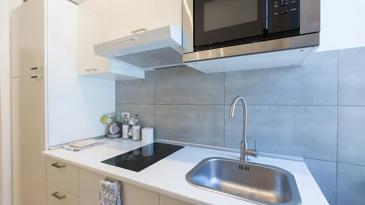 Rental In Rome Pelliccia